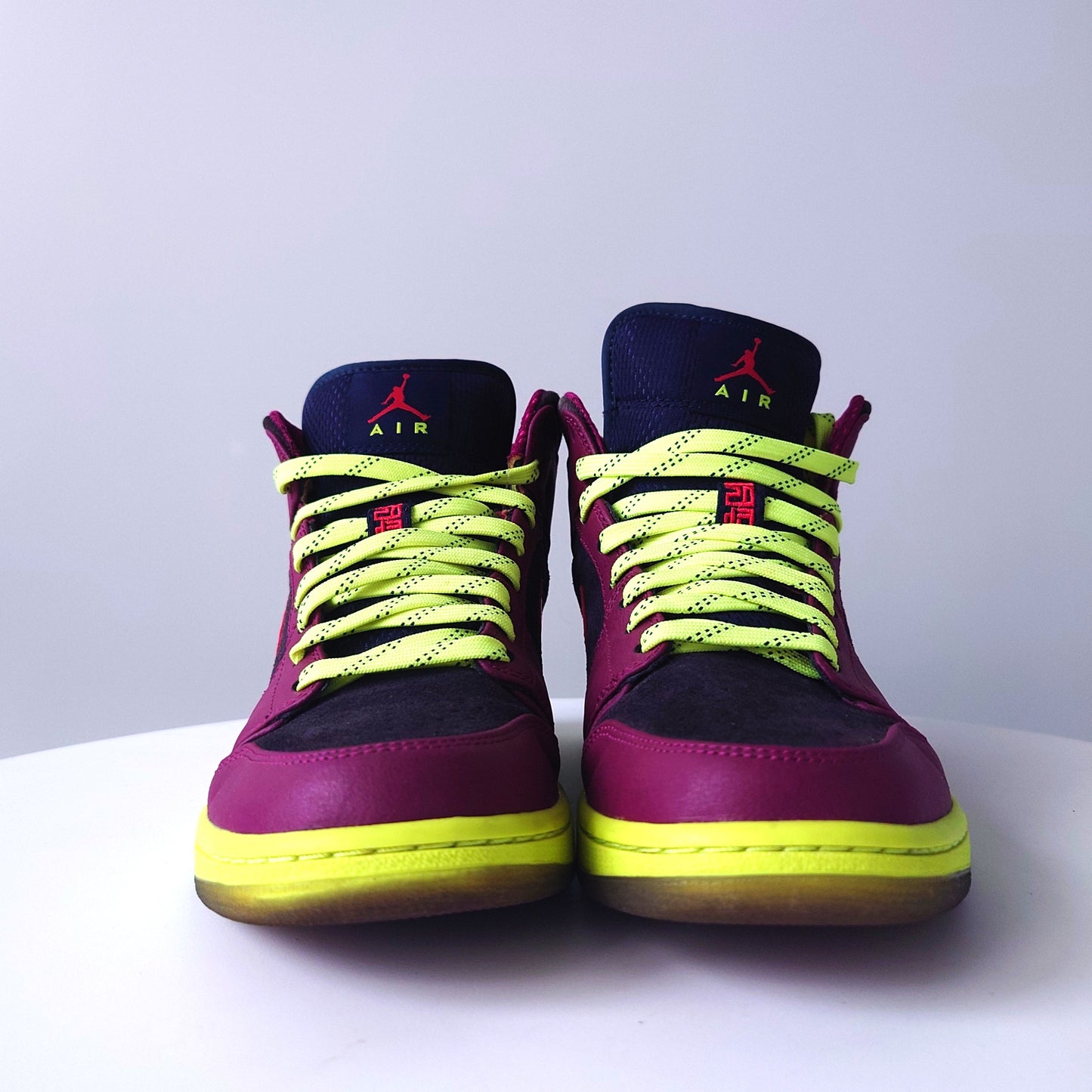 NIKE AIR JORDAN 1 MID YOTS 中国限定